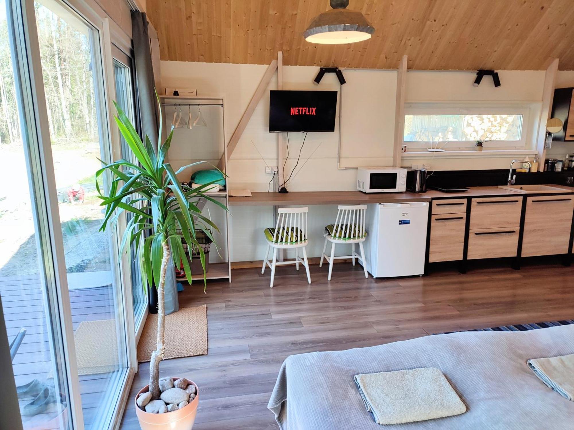Modern Sauna Cabin In Horse Ranch Liyeplauke Экстерьер фото