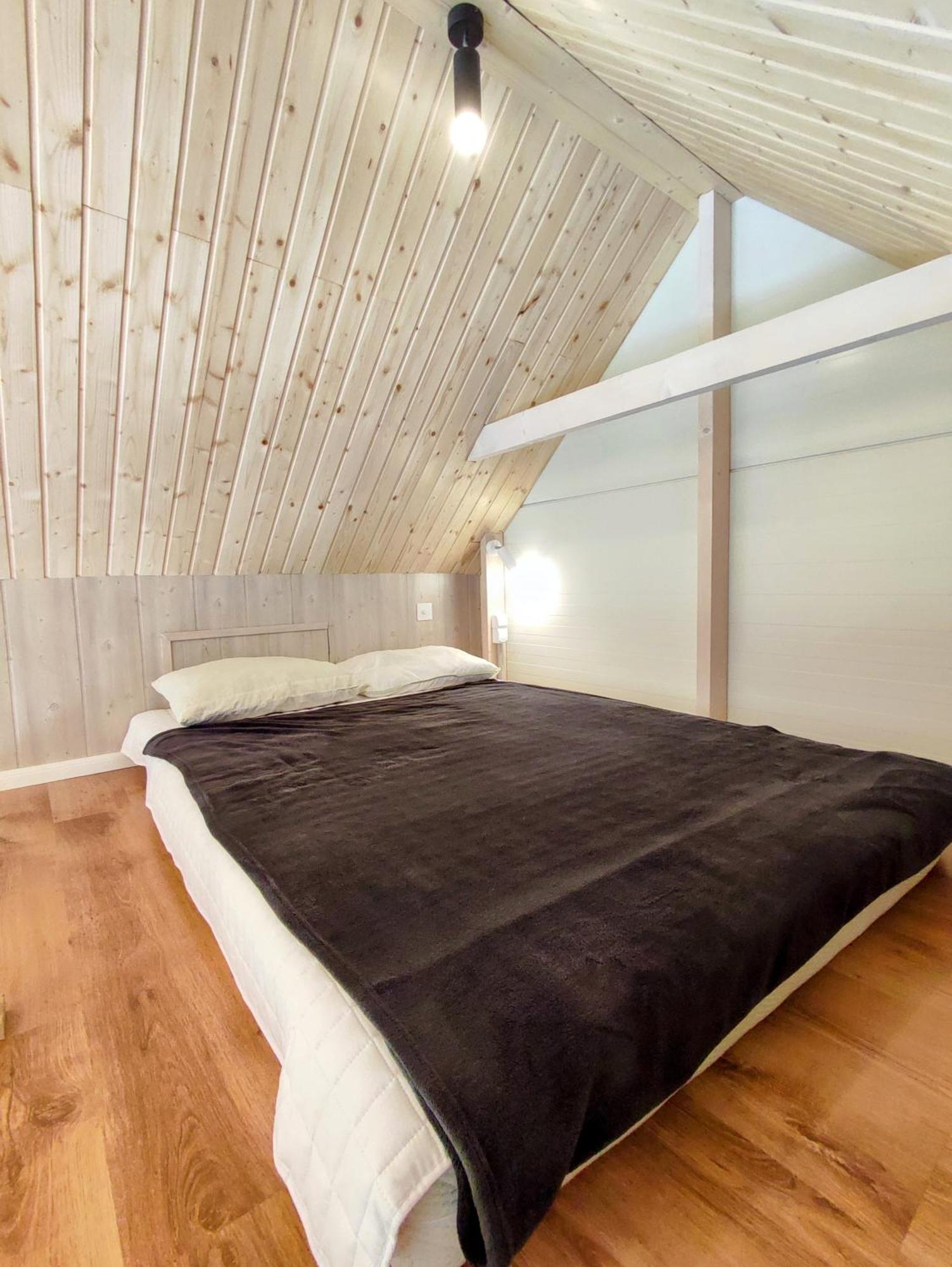 Modern Sauna Cabin In Horse Ranch Liyeplauke Экстерьер фото