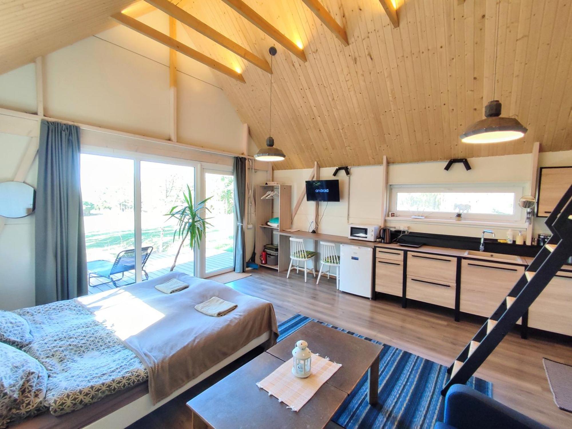 Modern Sauna Cabin In Horse Ranch Liyeplauke Экстерьер фото
